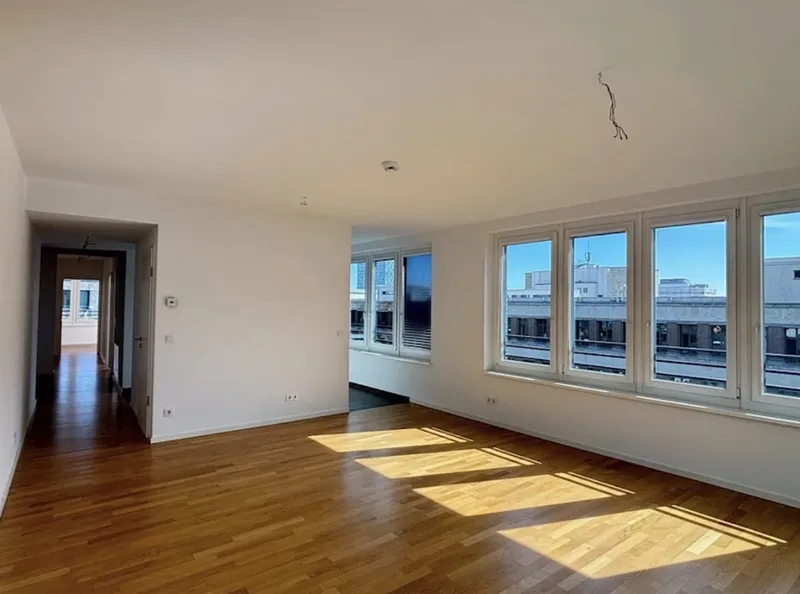 Mitte Traumwohnung, 3 Zimmer, 2 Balkone — photo 1